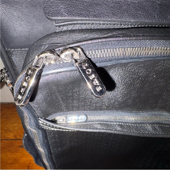 Loewe Black Anagram Rollaboard Suitcase —SUPER RARE! Detachable
Briefcase 2-in-1 - Picture 13 of 15